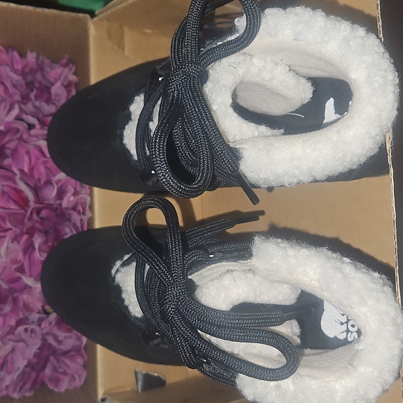 Sorel Harlow Lace Cozy Black Boots NIB - Picture 11 of 16